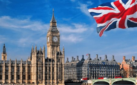 Six UK universities with fresh visa-sponsored jobs for STEM lecturers