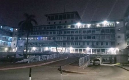 109-day darkness: How UCH doctors attend to patients by torchlight