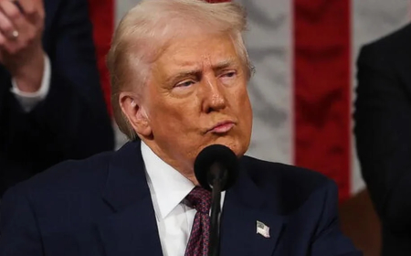 Trump signs executive order to create strategic bitcoin reserve