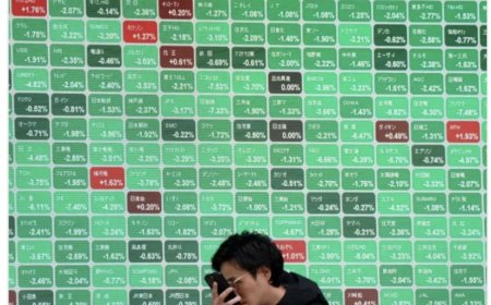 Most markets in retreat as Trump-fuelled economy fears build