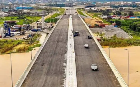 FG begins construction of 2nd Niger Bridge by-passes