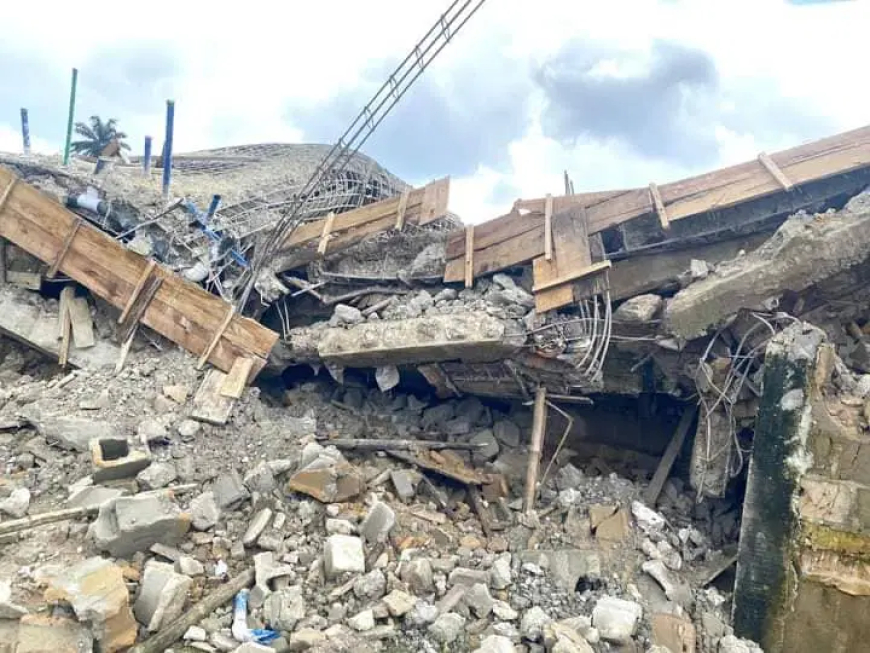 2 die, 14 rescued as 3-storey building collapses in Lagos