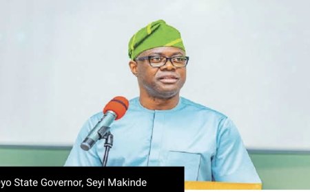 Oyo distributes free textbooks to public schools