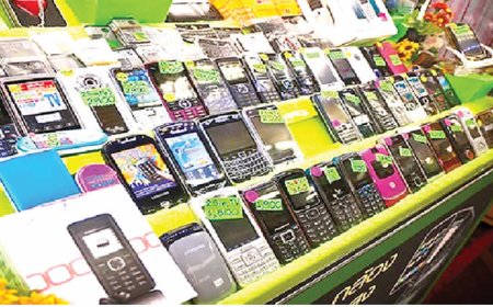 Ban smartphones in varsities – Don