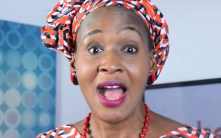 I’m no longer part of the family’, Kemi Olunloyo disowns family after ex-gov father’s death