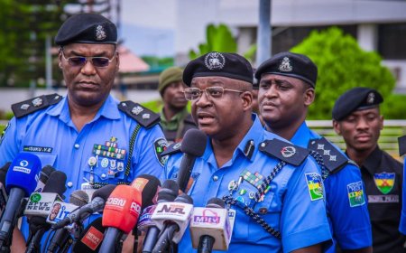 Police Rescue 17 Kidnapped Victims, Recover 21 AK-47 Rifles