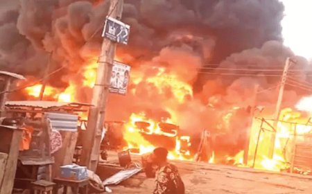 Fire ravages popular terminus market in Jos in midnight blaze
