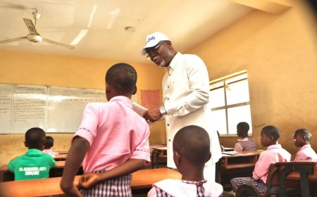 Aiyedatiwa returns to classroom, teaches pupils in Ondo school