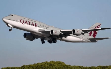 Trump administration considers Qatar jet gift for temporary Air Force One use