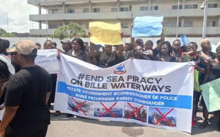 Rivers women protest abduction of eight WAEC candidates