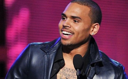 US singer Chris Brown freed on £5m bail in UK assault case