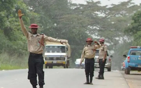 19 dead, 8 injured as bus collides with truck in Kogi