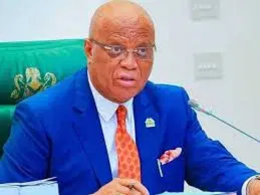 Governor Eno endorsed for second term as he doubles ward PAs’ salary to N500,000
