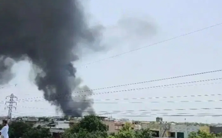 Air India flight carrying 242 passengers crashes shortly after takeoff
