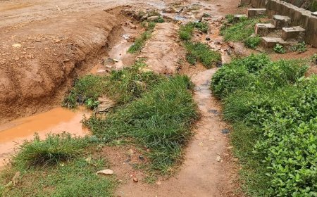 Save us from agonies of bad road, Oyo residents beg Makinde