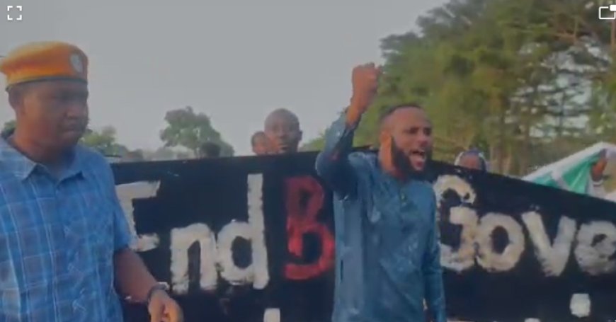 June 12 protest begins in Abuja amid heavy security