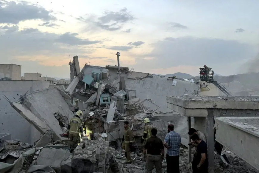 Top Iranian generals killed in Israeli attack