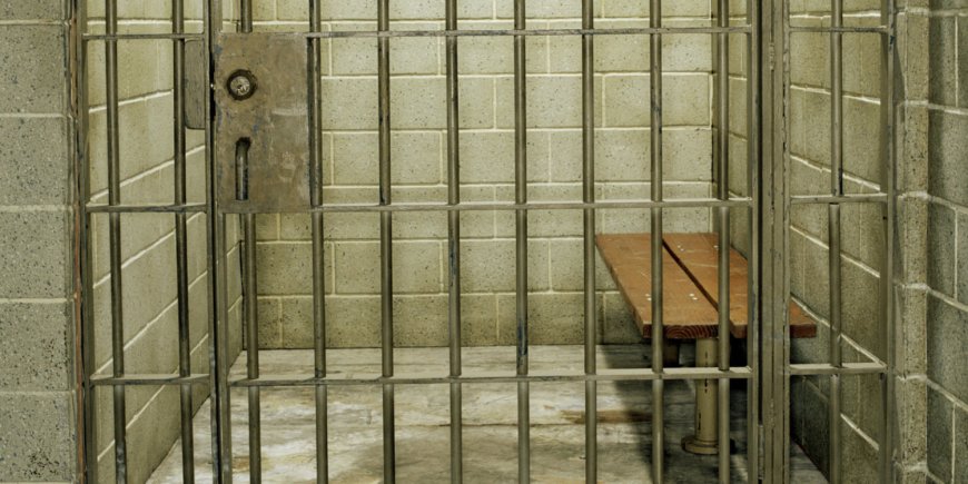 Scandal: Convicted inmate caught processing passport, visa in Lagos