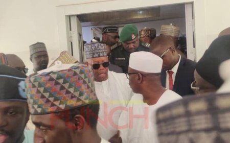 Akpabio pays condolence visit to late Buhari’s family in Daura