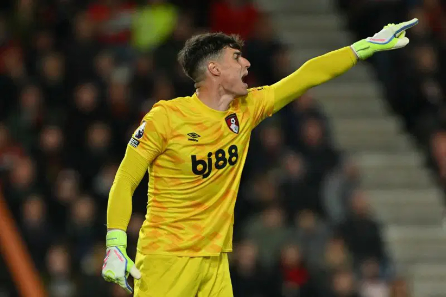 Arsenal sign goalkeeper Kepa from Chelsea