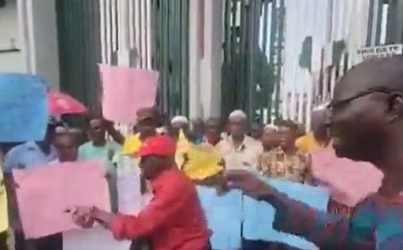 Federal pensioners protest in Lagos over unpaid ₦32,000 raise