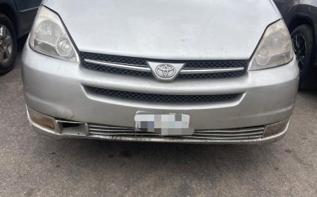 Fleeing driver abandons car with bags of cannabis in Lagos