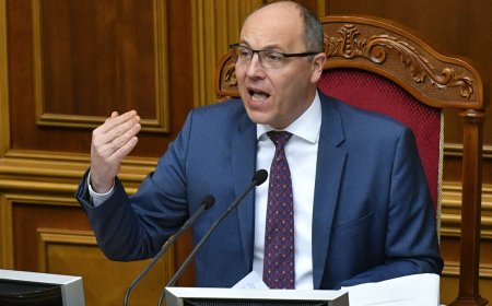 Zelensky confirms former Ukrainian speaker shot dead