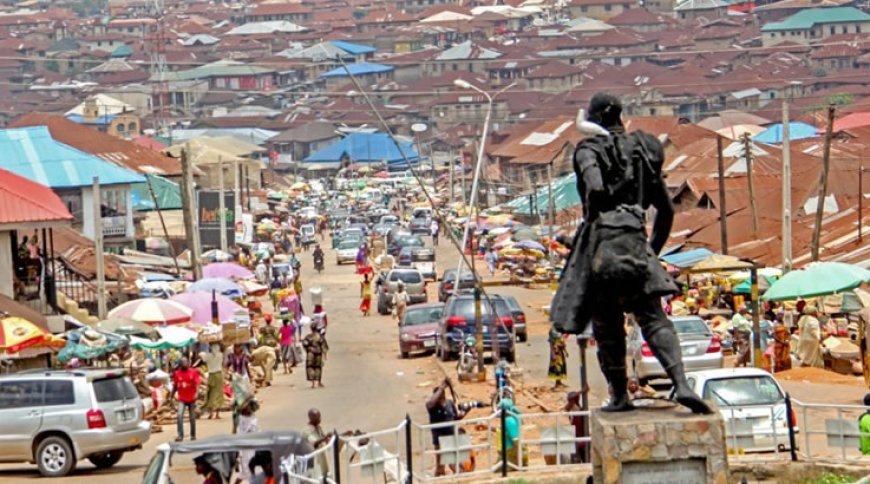 Reckless driver kills two, injures one in Oyo accident