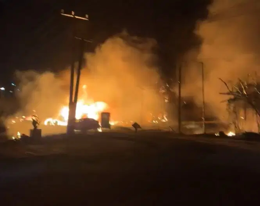 Business owners count losses as fire razes shops, warehouse in Port Harcourt