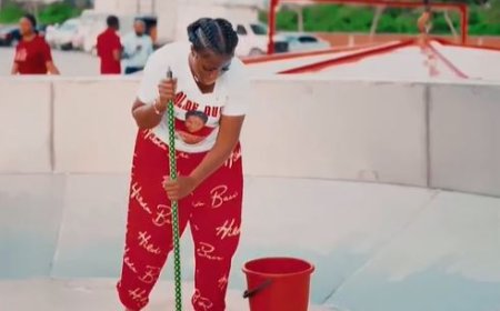 Hilda Baci washes giant pot ahead of record-breaking jollof rice attempt