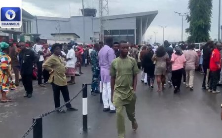 Supporters gather at Port Harcourt airport to welcome Fubrara
