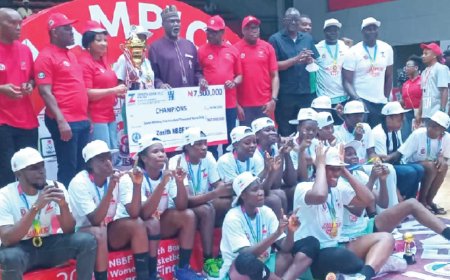 Dolphins women dedicate Zenith Bank, NBBF title to late founder, Aboderin