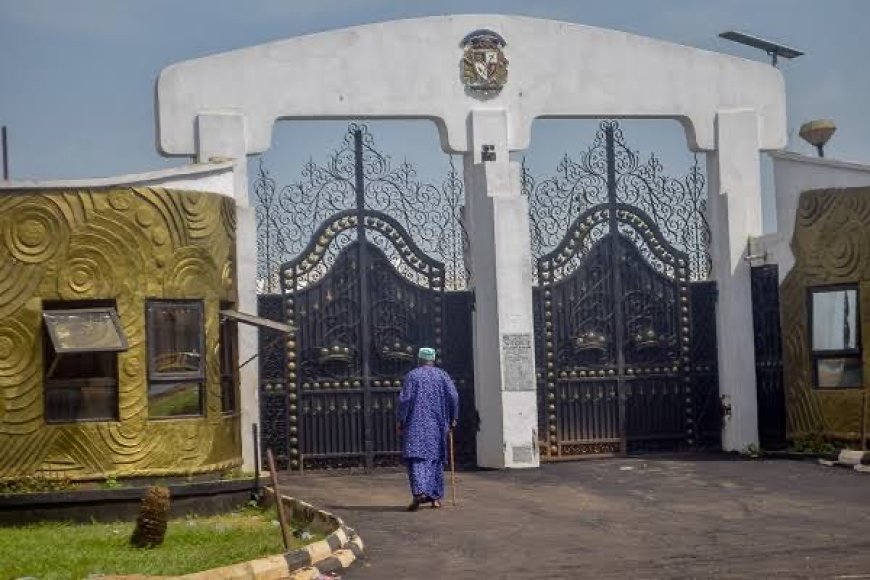 Awujale Stool Open Only To Direct Offspring of Awujale Fusengbuwa – Olufadi Royal Family Sets Record Straight