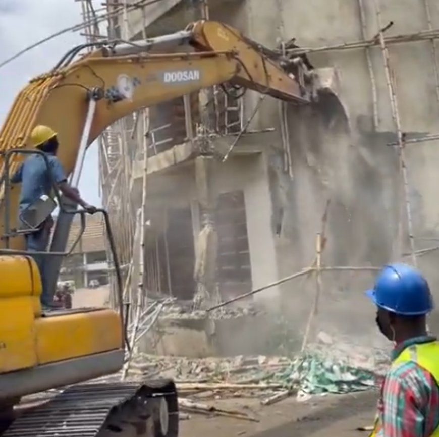 Lagos begins demolition of illegal buildings at trade fair complex