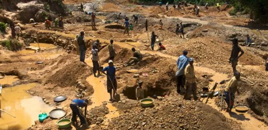 13 die in Zamfara mining pit collapse