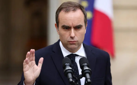 France’s new PM resigns after one month in office