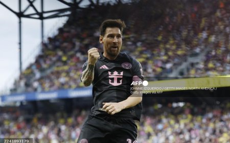 Messi scores hat-trick as Inter Miami thrash Nashville 5-2