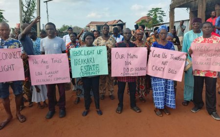 Anger, outrage as Ogun community protests IBEDC refusal to energize transformer after spending N11m, urges Gov Abiodun's intervention