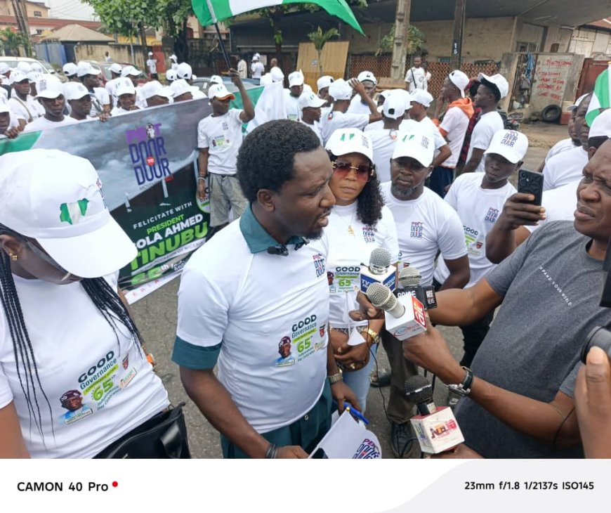 Group Holds Peace Walk in Lagos to Mark Nigeria @65
