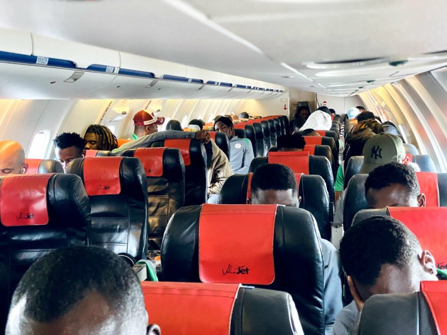 Super Eagles arrive Uyo after aircraft scare