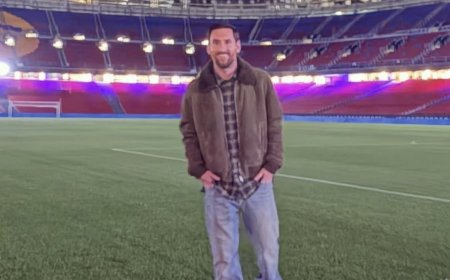 A place I miss with my soul, Messi makes emotional return to Camp Nou