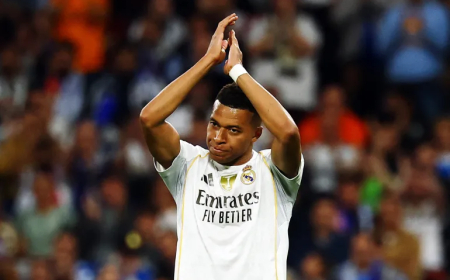 Mbappé leaves France camp with ankle injury, returns to Madrid