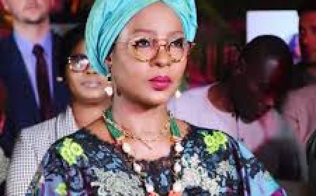 Kwara first lady flags off project to support girl child education 
