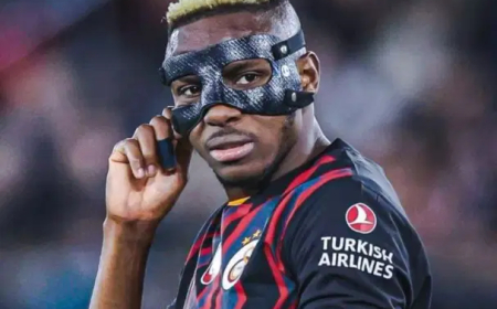 I only eat on right side of my face – Osimhen