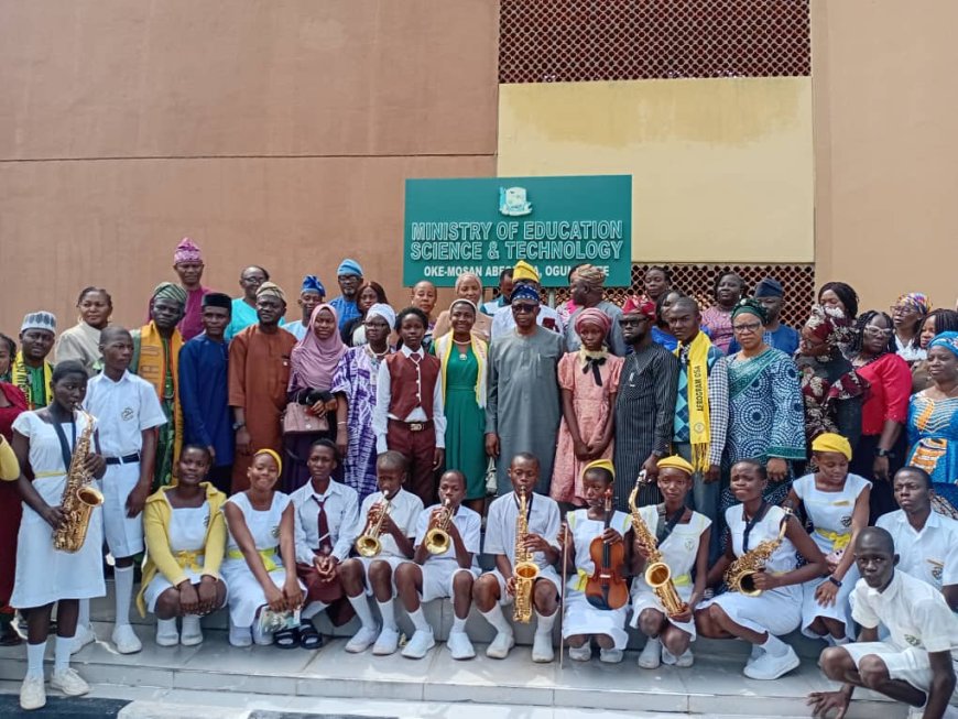 One-day teen commissioner urges Ogun to invest in digital education