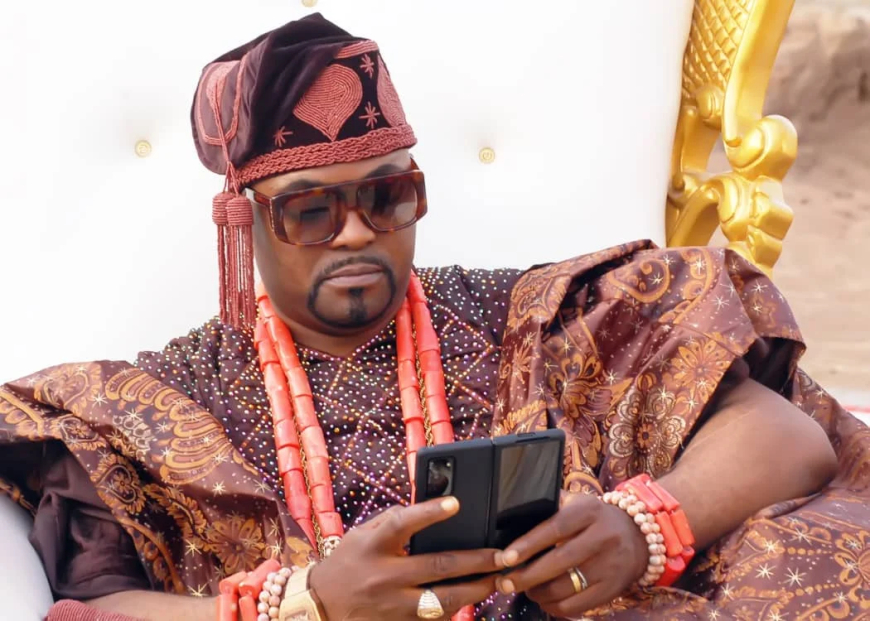 Ogun monarch slams Fayose for insulting Obasanjo