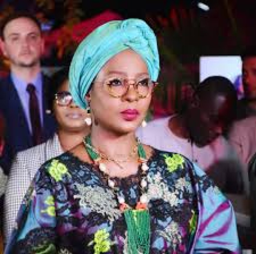 Kwara first lady flags off project to support girl child education 