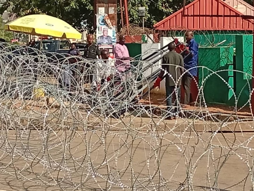 Police seal PDP headquarters as rival factions battle for control