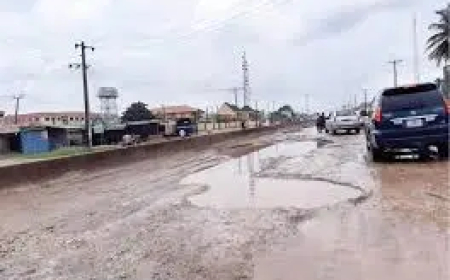 Horror as contractor cuts off Ota-Idiroko Road
