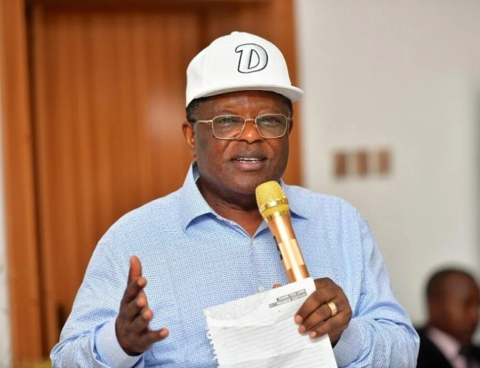 Umahi revokes contract over contractor’s failure on Calabar-Itu highway